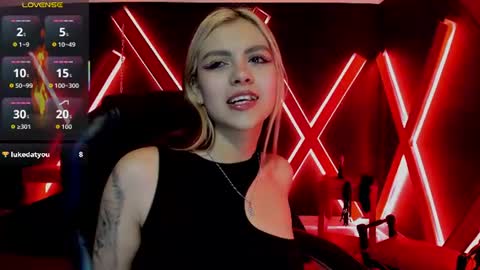 Snapshot of fabzy_fab chatting on June 2026 11:53:02 AM fabzy online show from June 2026 11:53:02 AM