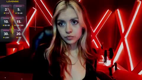 Snapshot of fabzy_fab chatting on June 2026 11:58:01 AM fabzy online show from June 2026 11:58:01 AM