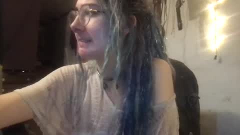 Fae online show from February 2025 04:35:02 AM