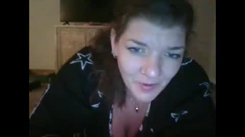 Snapshot of faidramae chatting on February 2025 04:01:02 AM faidra mae online show from February 2025 04:01:02 AM