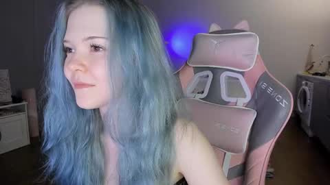 Snapshot of fairy_casey chatting on May 2026 09:01:02 PM fairy_casey online show from May 2026 09:01:02 PM