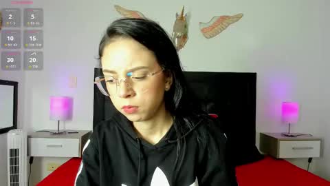 Natalye online show from March 2026 11:52:02 PM