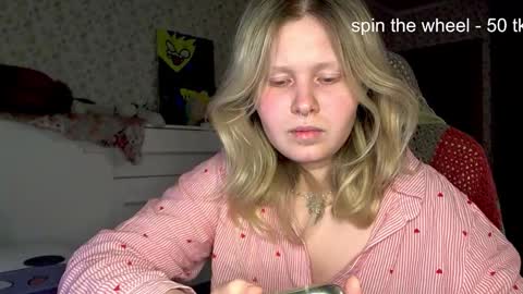 Arisha online show from October 2025 08:19:01 PM