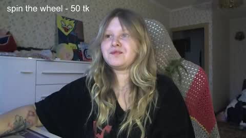 Snapshot of fairydreams_ chatting on December 2025 12:33:02 PM Arisha online show from December 2025 12:33:02 PM