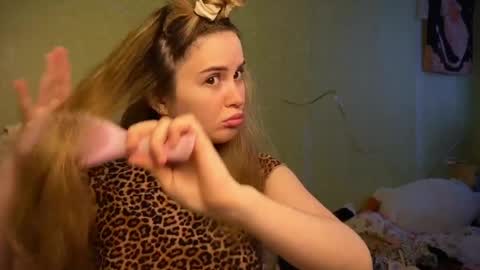 Ilona online show from May 2026 08:11:01 AM