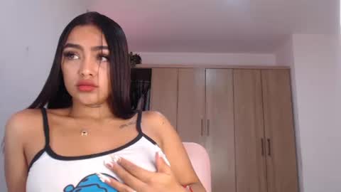 fairylatin online show from January 2025 08:21:01 PM