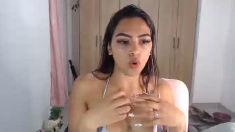 fairylatin online show from February 2025 01:04:01 AM