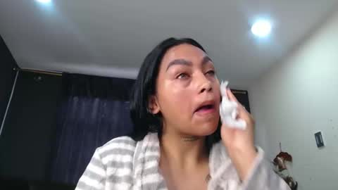 fairylatin online show from December 2025 12:12:02 PM