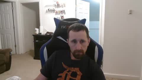 falcn2001 online show from January 2025 04:10:02 AM