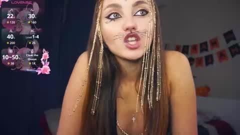 Erika online show from October 2025 05:41:02 AM