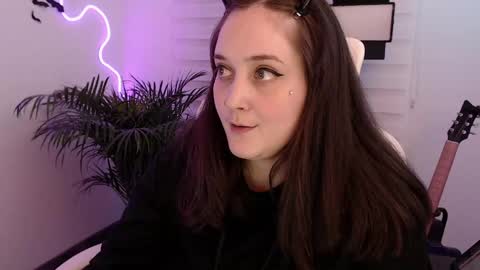 Snapshot of fallenag__ chatting on May 2026 02:17:01 AM OF fallenag 1 online show from May 2026 02:17:01 AM