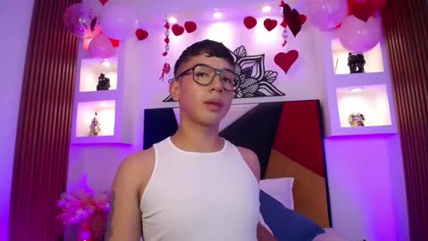 Snapshot of fancy_vixen chatting on February 2026 12:32:02 PM FANCY online show from February 2026 12:32:02 PM