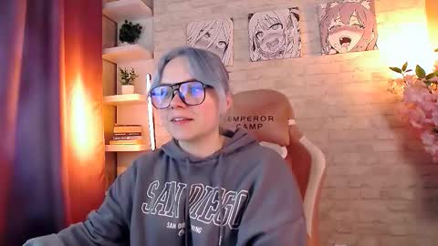 Bella online show from September 2025 02:55:01 PM