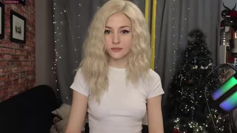 Snapshot of fancymeee chatting on December 2024 12:16:02 PM fancymeee online show from December 2024 12:16:02 PM