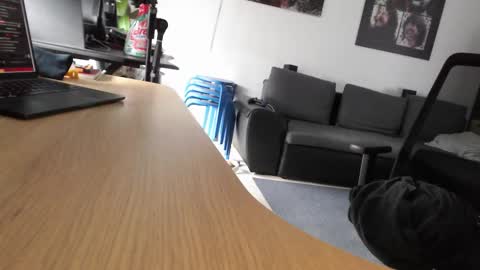 fandedanny online show from September 2025 07:42:01 AM