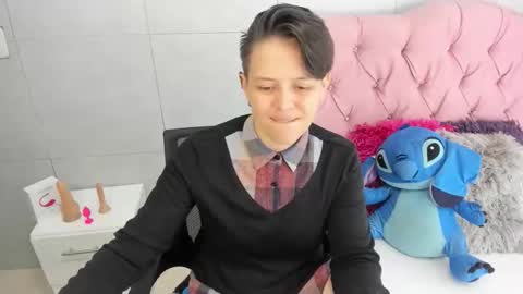 FANNY online show from November 2025 07:05:02 PM