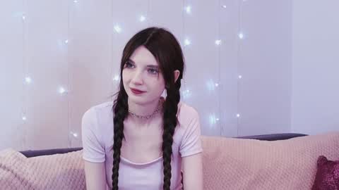 Kim online show from January 2025 04:08:01 PM