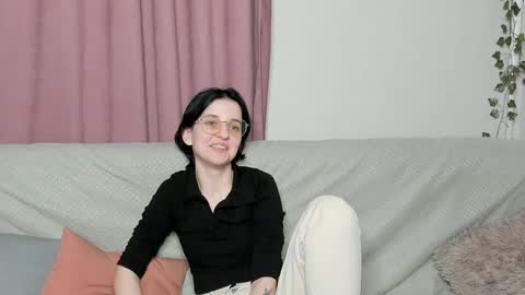 Snapshot of fannyharber chatting on December 2024 02:06:01 PM Mia online show from December 2024 02:06:01 PM