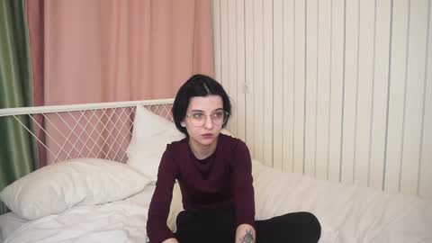 Snapshot of fannyharber chatting on December 2024 07:50:01 AM Mia online show from December 2024 07:50:01 AM