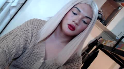 DANIELLA - DONT FORGET TO GIVE ME A THUMBSU UP online show from July 2026 01:41:01 AM