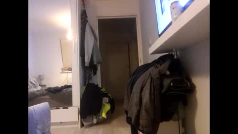 Snapshot of fantasticdeee chatting on February 2026 02:32:01 AM fantasticdeee online show from February 2026 02:32:01 AM