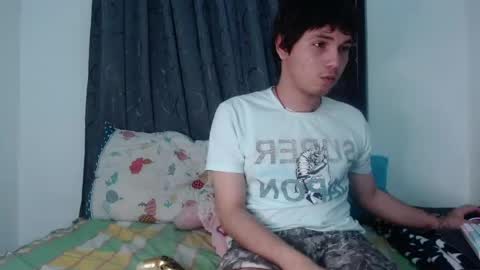 Snapshot of fantasyandsdreams chatting on May 2026 01:46:01 AM fantasyandsdreams online show from May 2026 01:46:01 AM
