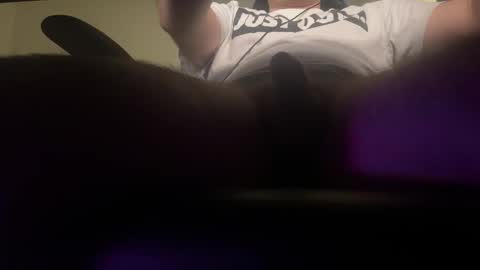 Snapshot of fantasydong chatting on October 2025 04:01:02 AM eric online show from October 2025 04:01:02 AM