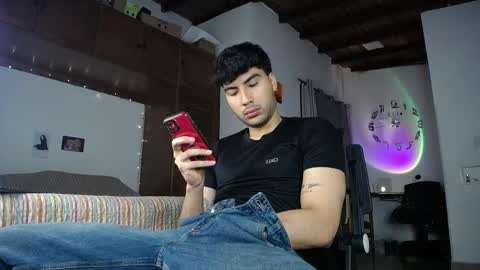 farid_24 online show from April 2026 02:42:01 AM