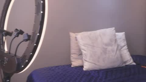 Snapshot of farid_jake_ chatting on June 2026 04:01:01 PM farid_jake_ online show from June 2026 04:01:01 PM