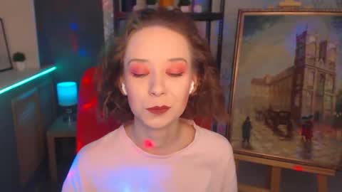 Fascinating   Eyes online show from December 2024 01:43:01 PM