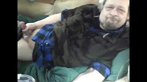 Snapshot of fasteddysex chatting on April 2026 03:17:01 PM HoneyCumJuice4U online show from April 2026 03:17:01 PM