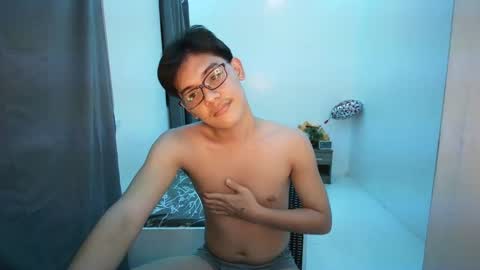 fastfucker_22 online show from March 2025 01:26:02 PM