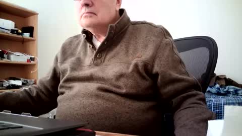 fatbellyitalian3 online show from March 2026 07:32:01 PM