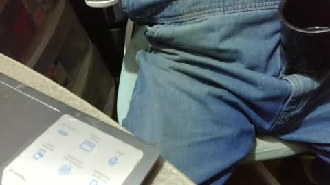 Fred. online show from October 2025 06:51:02 PM