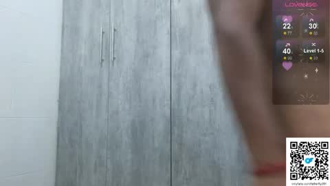 fatherfly001 online show from September 2025 04:33:02 AM