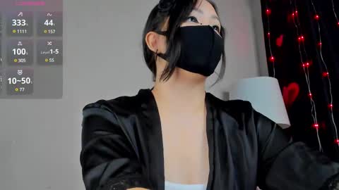 Tina online show from February 2025 10:49:01 AM