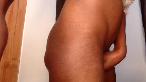 Snapshot of fatpussy_ebony_girl chatting on February 2026 08:18:02 AM lexie online show from February 2026 08:18:02 AM