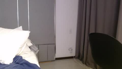 Snapshot of faustosaenz chatting on December 2024 04:53:01 AM FAUSTO online show from December 2024 04:53:01 AM