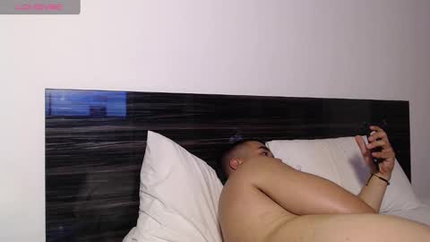 Snapshot of faustosaenz chatting on February 2025 01:08:01 AM FAUSTO online show from February 2025 01:08:01 AM