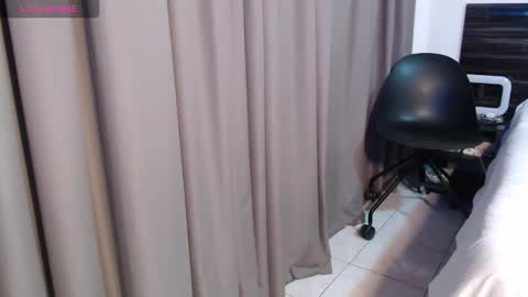 Snapshot of faustosaenz chatting on November 2025 03:56:02 PM FAUSTO online show from November 2025 03:56:02 PM