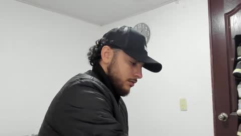 Snapshot of favid95 chatting on February 2025 12:04:02 AM favid95 online show from February 2025 12:04:02 AM