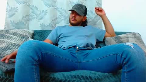 Snapshot of favid95 chatting on September 2025 01:14:02 PM favid95 online show from September 2025 01:14:02 PM