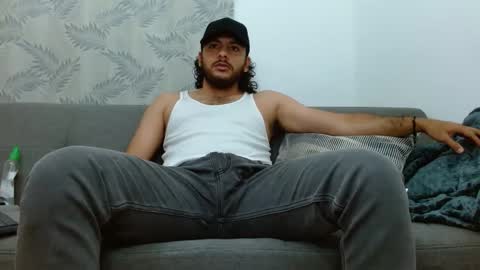 Snapshot of favid95 chatting on October 2025 12:34:02 PM favid95 online show from October 2025 12:34:02 PM