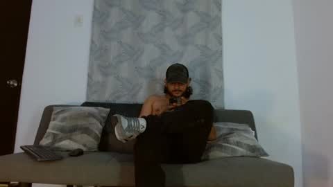 Snapshot of favid95 chatting on October 2025 04:37:02 PM favid95 online show from October 2025 04:37:02 PM