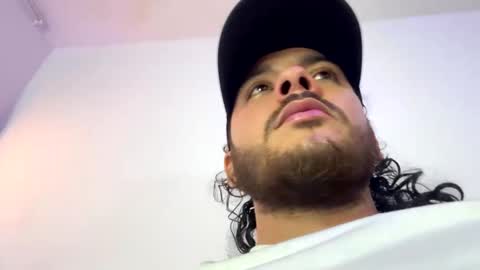 Snapshot of favid95 chatting on November 2025 07:23:02 PM favid95 online show from November 2025 07:23:02 PM