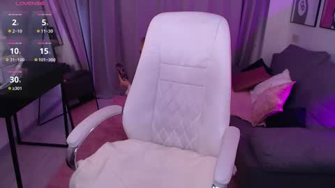 Fay online show from January 2026 02:08:01 PM