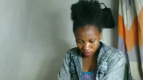 Snapshot of fayence09 chatting on October 2025 12:00:01 AM fayence09 online show from October 2025 12:00:01 AM