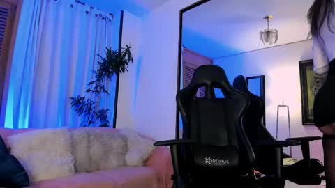 Snapshot of federicamiller chatting on February 2025 06:05:02 PM Federica online show from February 2025 06:05:02 PM