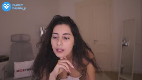 Daniela online show from December 2024 05:33:02 PM