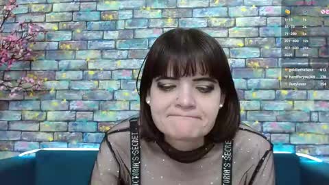 Laura online show from December 2024 01:03:01 AM